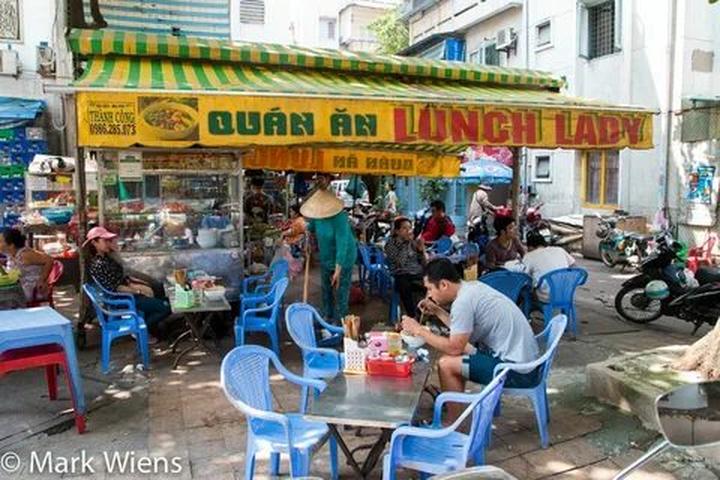 Hotspot Matrix: Biến 4 kiểu chân váy hết thời, thành cơ hội marketing đột phá